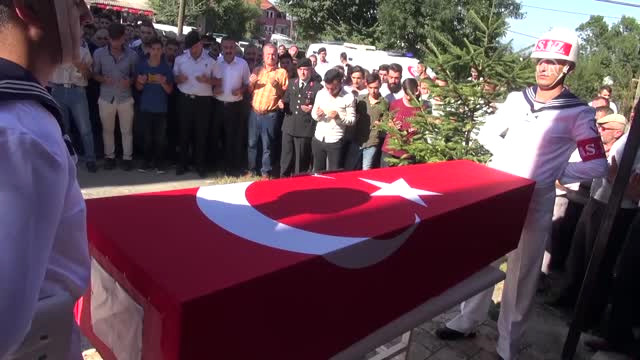 Kalp Krizi Geçiren Askerin Cenazesi Defnedildi – Zonguldak