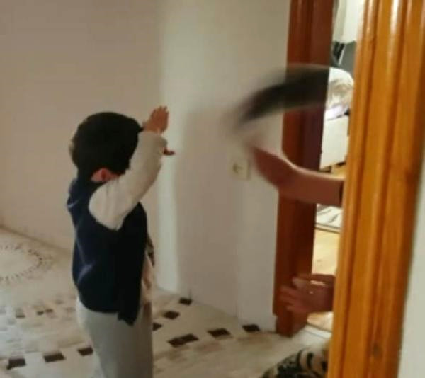 Çocuğu Terlikle Döven Bakıcıya, 7 Yıl Hapis Cezası