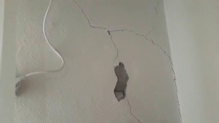 Erzurum’da 4.3 büyüklüğünde deprem: Bazı evlerde çatlaklar oluştu