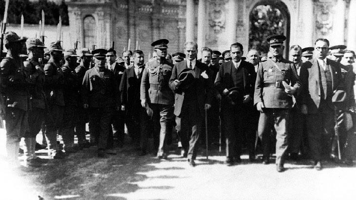 Bu halk Cumhuriyet ve Atatürk’ten vazgeçmez