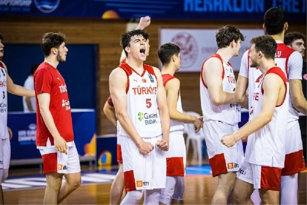20 Yaş Altı Erkek Basketbol Ulusal Grubu İtalya’yı Mağlup Etti