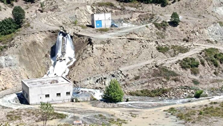 Amasya’da Yaprak HES’te Heyelan Meydana Geldi
