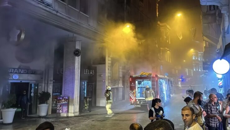 İstanbul’da 9 katlı otelde yangın çıktı, vatandaşlar tahliye edildi