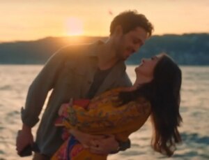 Rüyanda Görürsün sineması oyuncuları kim, konusu ne, sonu nasıl bitiyor? Rüyanda Görürsün sineması ne vakit, nerede çekildi?