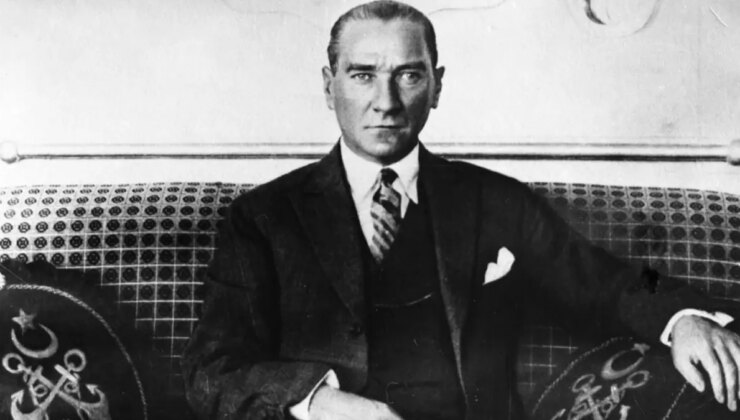 Ulu Başkan Mustafa Kemal Atatürk’ü hürmet ve minnetle anıyoruz