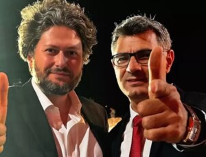 Yusuf Dikeç’in 29 Ekim resepsiyonunda Furkan Bölükbaşı ile çektirdiği fotoğraf ortalığı karıştırdı