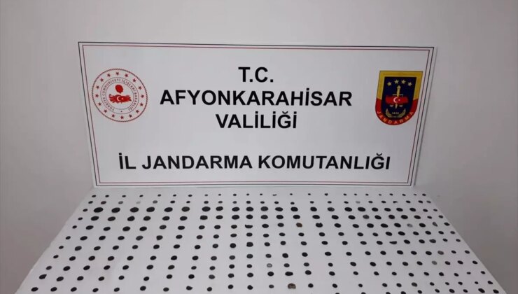 Afyonkarahisar’da Roma Periyoduna İlişkin 320 Sikke Ele Geçirildi