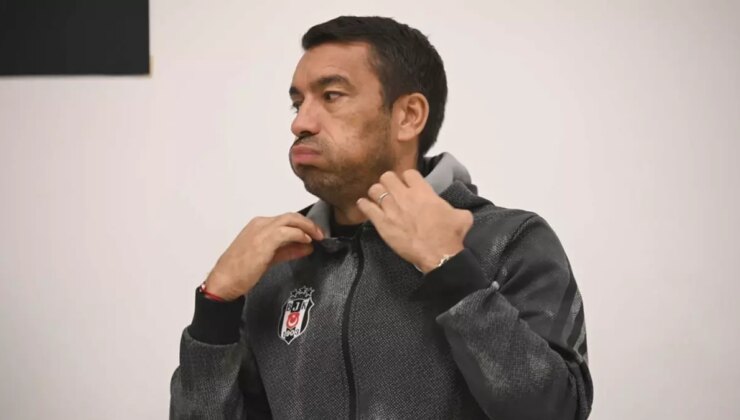Beşiktaş’ta teknik yönetici Giovanni van Bronckhorst ile yollar ayrılıyor