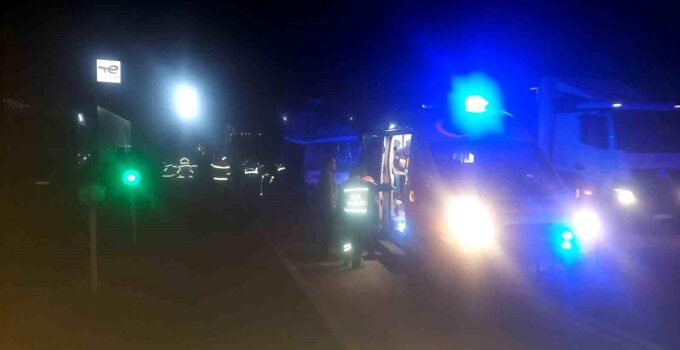 Amasya’da otobüs ile tır çarpıştı: Çok sayıda yaralı var