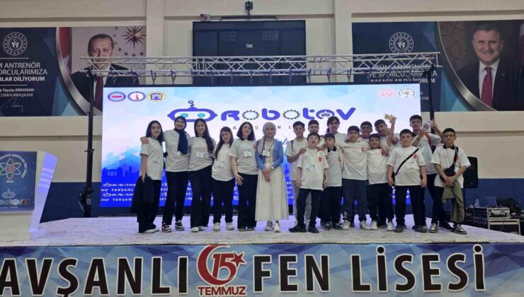 2026 ROBOTAV Ulusal Robot Müsabakasına Kütahya Ahteri İmam Hatip Ortaokulu damga vurdu